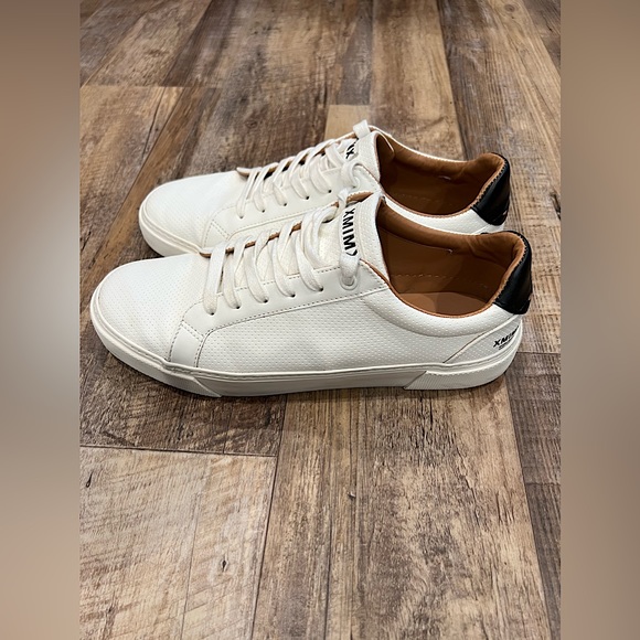 ASOS DESIGN Sneakers - Mens 10 - Picture 4 of 7